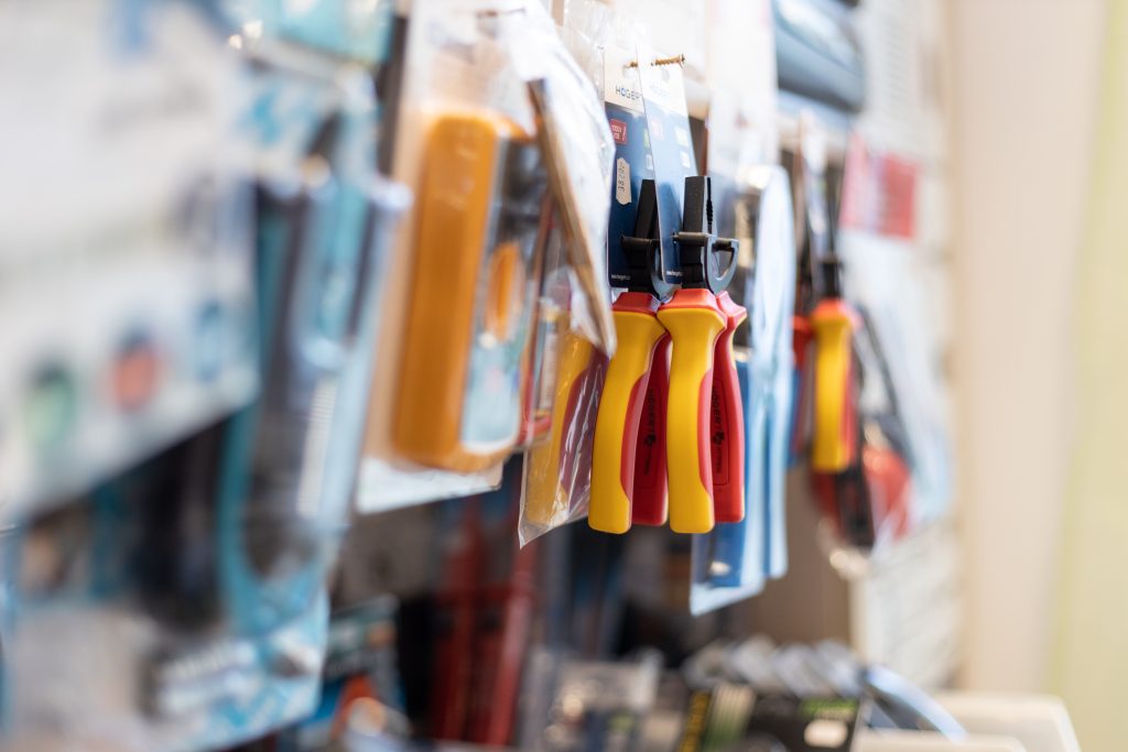 villanyszerelési anyagok